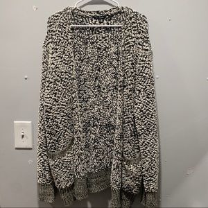 Double Pocket Cardigan